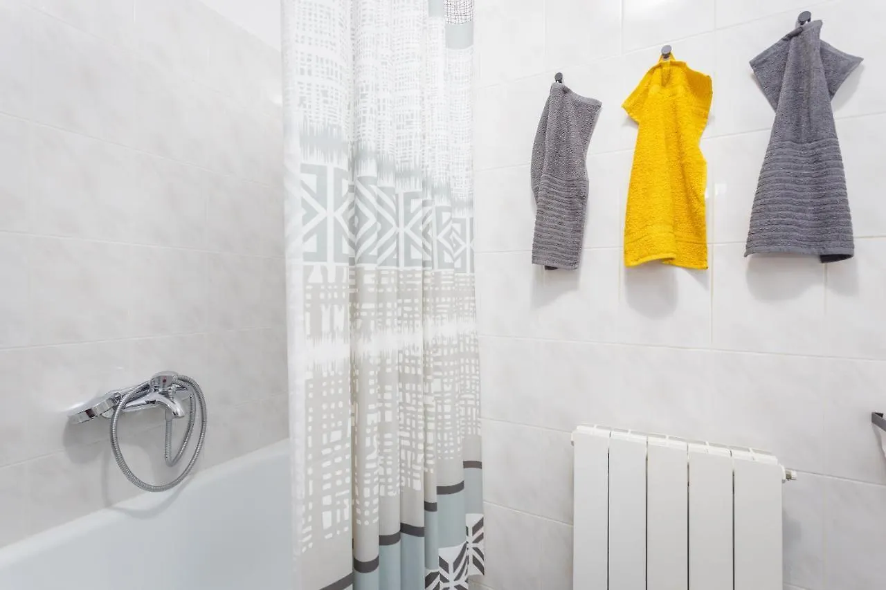 Laveruda Apartment With Balcony And Free Parking Pula